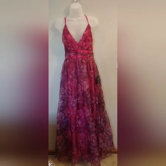 Lulu's Romance That Wows Magenta Floral Print Organza Maxi Dress - Picture 4 of 14
